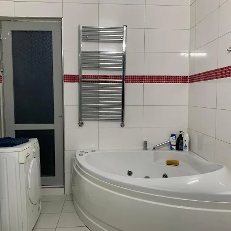 Beautiful 2 Bedroom In Copenhagen Διαμέρισμα *